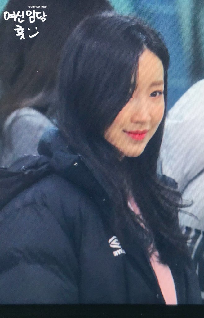 오늘 강미나 졸업식 참석한 구구단 멤버들.JPG | 인스티즈