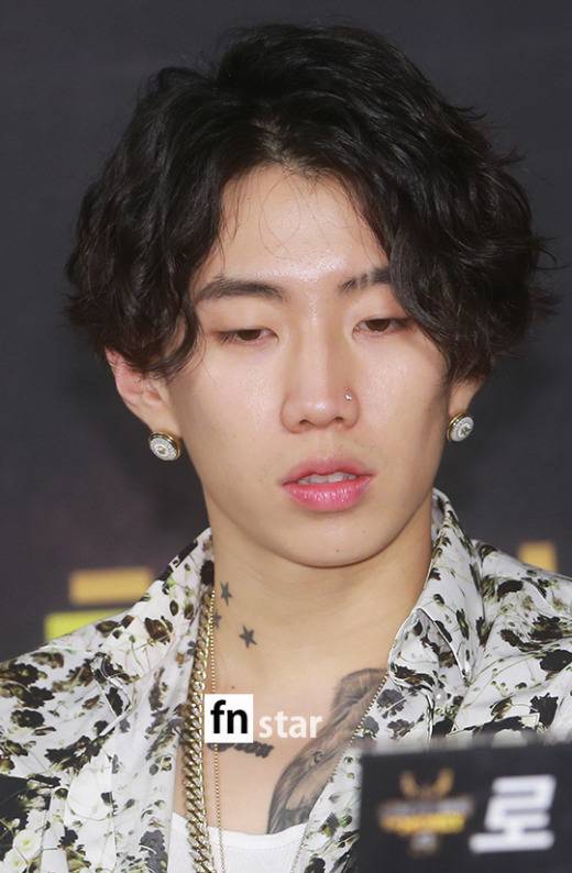 사실적인 연예인 피부 근접사진 | 인스티즈