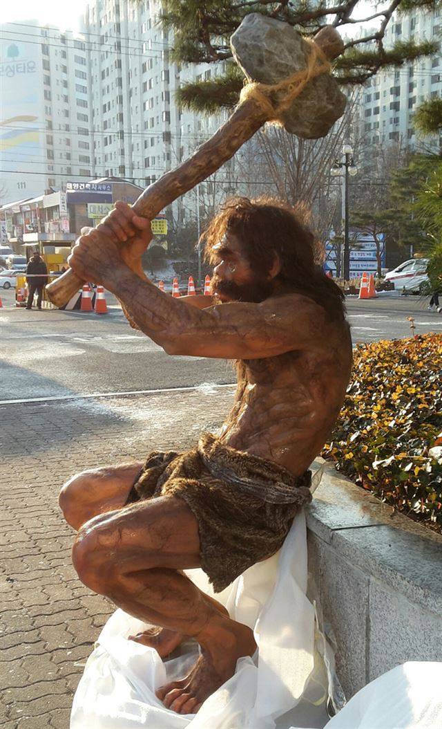 광고천재 이제석이 만든 선사유적공원 표지판 | 인스티즈