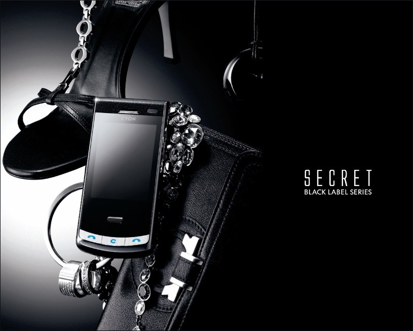  디자인 하나는 甲인것같은 LG의 프리미엄 라인 핸드폰.jpg | 인스티즈