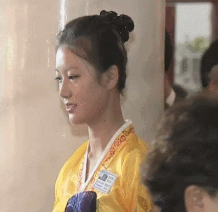 미모의 북한 접대원.jpgif | 인스티즈