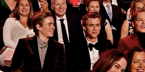 흔한 노르웨이 남배우들의 시상식 키스타임(feat. skam) | 인스티즈