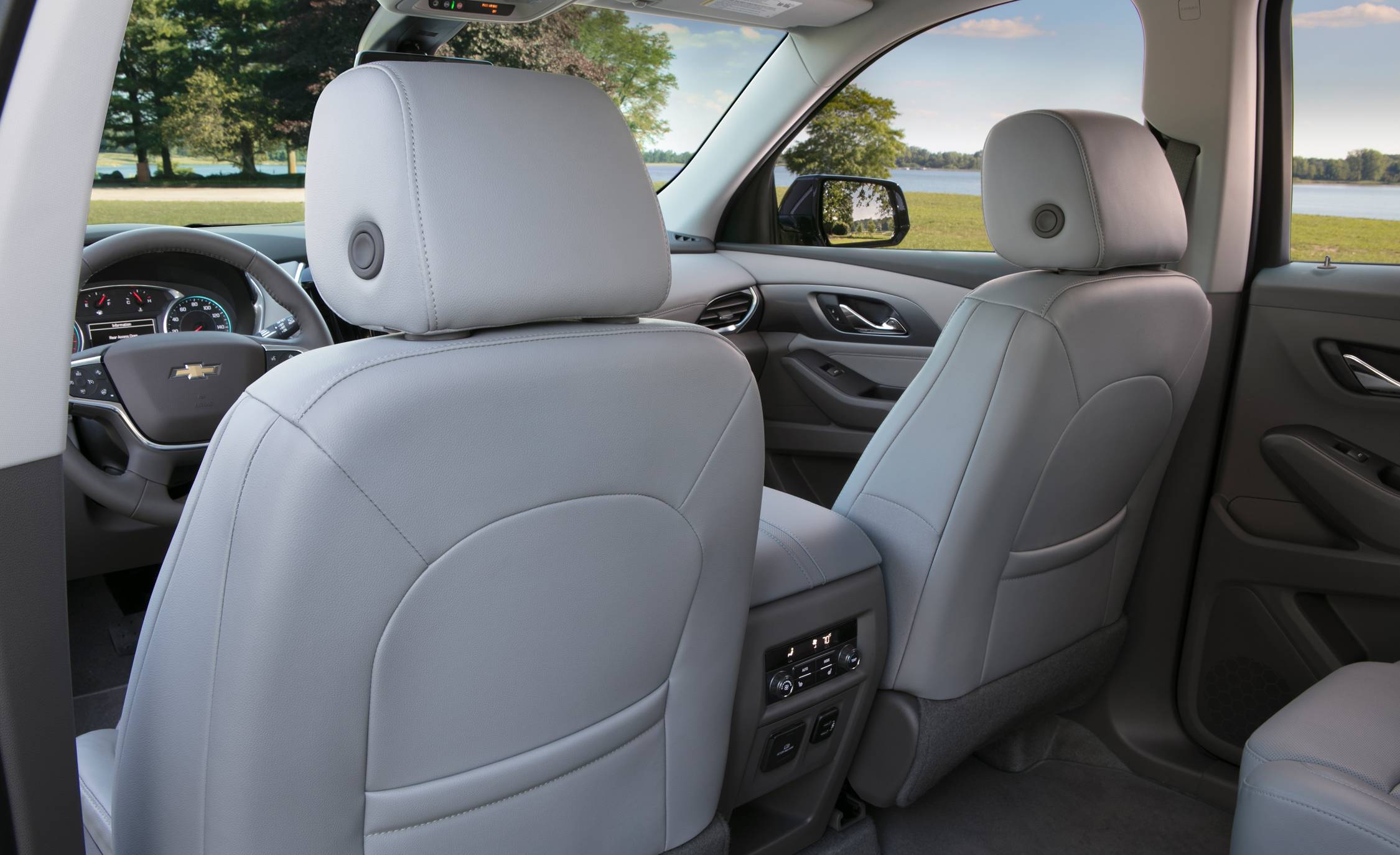 2018 신형 쉐보레 트레버스 V6 3.6L [데이터주의] | 인스티즈