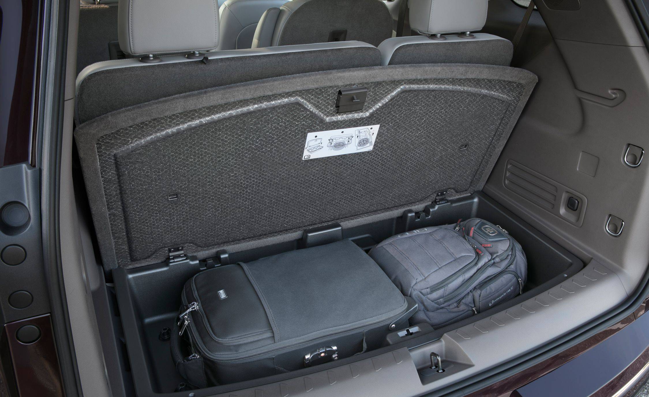 2018 신형 쉐보레 트레버스 V6 3.6L [데이터주의] | 인스티즈