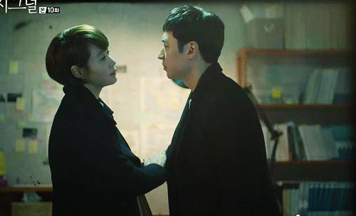 연상녀와 있을때 이중적인 야릇함이 느껴지는 남자배우들의 공통점 (갭모에) | 인스티즈