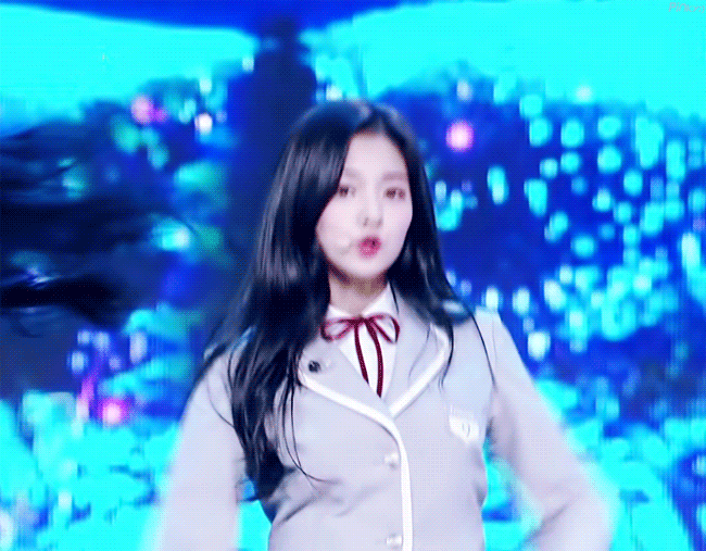 프로미스나인 이나경.gif | 인스티즈