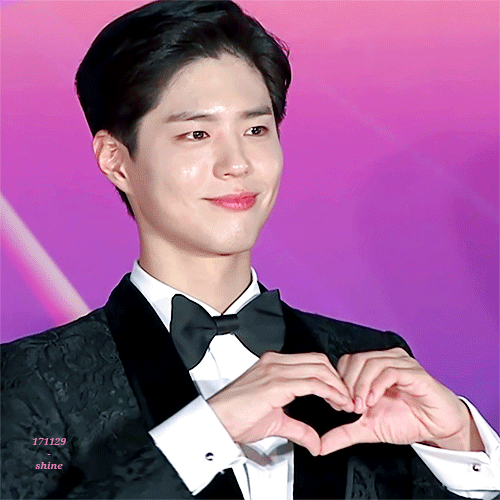 오늘자 옷 3벌 갈아입은 박보검.jpg | 인스티즈