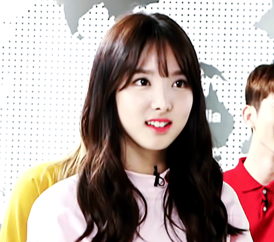 [트와이스] 나연이의 톡 튀어나온 앞니 | 인스티즈