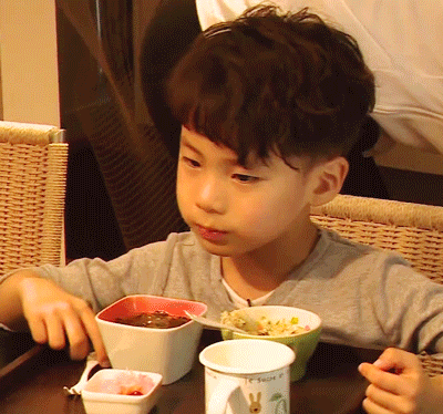  좀만 크면 각 소속사들이 루팡 해갈 것 같은 어린이들ㅋ (15년 뒤 내 통장주인 미리보기) | 인스티즈