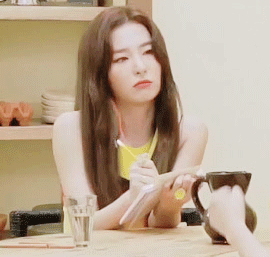 [움데주의] 레드벨벳 빨간 맛(Red Flavor) 뮤비 움짤 | 인스티즈