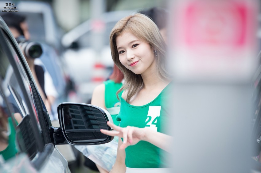 [트와이스] 큐티+섹시 사나.gif | 인스티즈