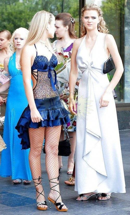 졸업 전 파티의 러시아 여고생들 | 인스티즈