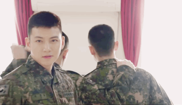 군인 지창욱.gif | 인스티즈