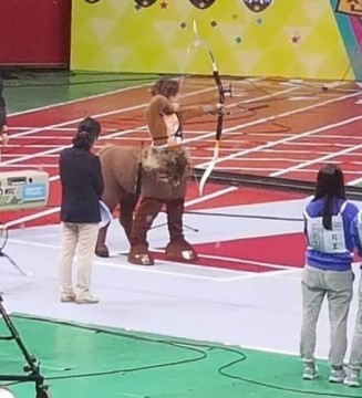 매년 아육대 할 때 마다 두고두고 끌올 해야하는 아육대 양궁 레전드.JPG | 인스티즈