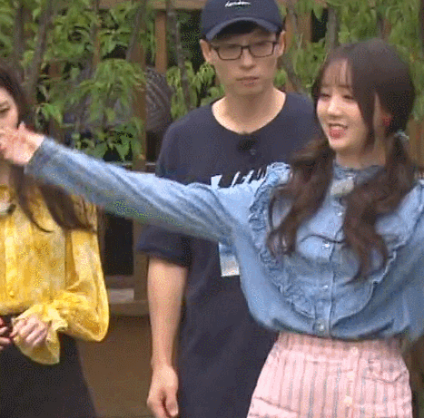 런닝맨 출연했던 케이 애교 반응 | 인스티즈