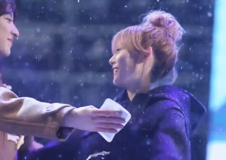 우주소녀 공식 커플 루다♡은서 | 인스티즈