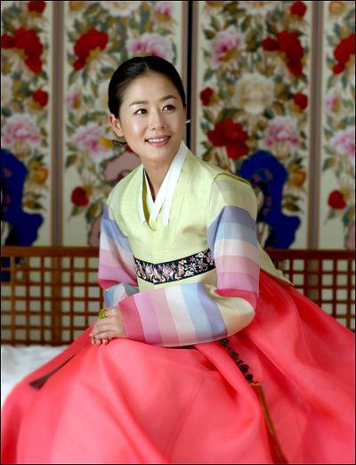 다시 보고 싶은 캐미 유아인 X 문근영이 또 세자와 세자빈으로 나오는 판타지 가상 사극 시나리오.txt | 인스티즈