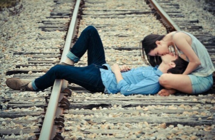 [고르기] 유순하고 다정다감의 표본인 사랑꾼 vs 장난끼 넘치고 능글맞은 사랑꾼 | 인스티즈