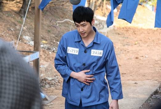 죄수복 입은 남자 연예인들 죄수복 핏.jpg | 인스티즈