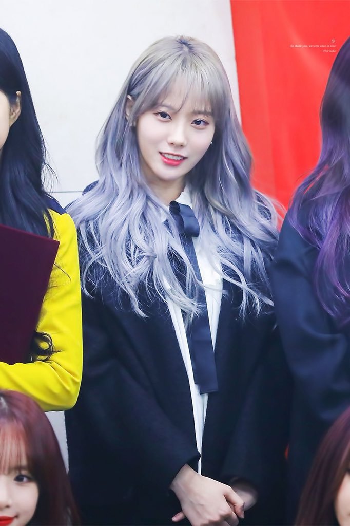 애쉬 그레이로 염색한 우주소녀 루다 | 인스티즈