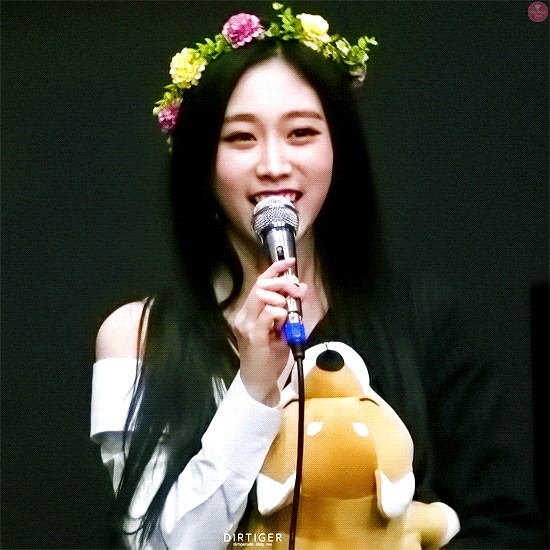 다시 흑발로 돌아온 러블리즈 지수.gif | 인스티즈