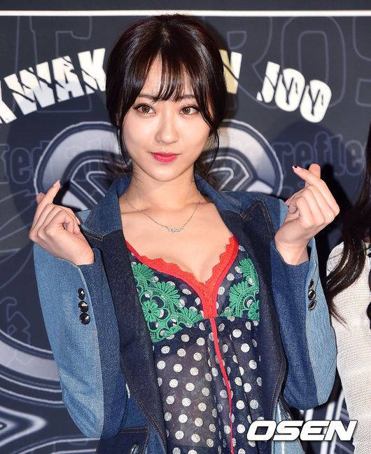 [나인뮤지스] 오늘자 민하-경리.jpg | 인스티즈