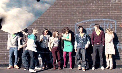 스킨스에서 제일 불쌍하고 매력있는 캐릭터 | 인스티즈