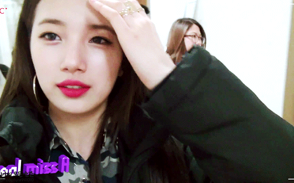 수지 실물 느낌.gif | 인스티즈