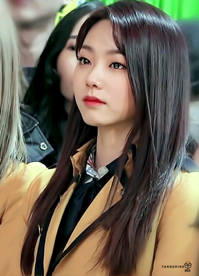 강미나 졸업식날.gif | 인스티즈