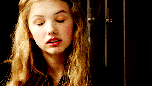 스킨스에서 제일 불쌍하고 매력있는 캐릭터 | 인스티즈