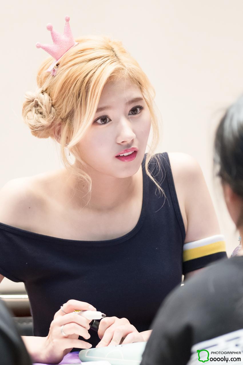 [twice] 주민 여러분이 선호하는 사나 헤어 스타일은???.jpg | 인스티즈