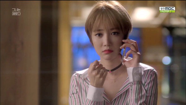 '그녀는 예뻤다' 고준희, 가녀린 목을 부각시키는 초커스타일링 화제 | 인스티즈