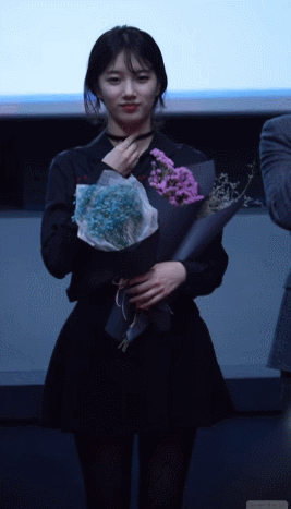 수지 실물 느낌.gif | 인스티즈