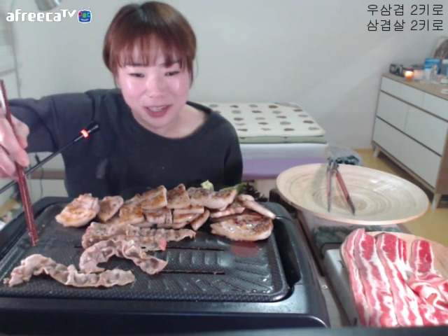 bj 입짧은 햇님 먹방 레전드 ㄷㄷ.jpg | 인스티즈