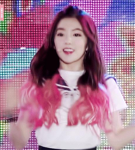 분홍 머리 아이린.gif | 인스티즈