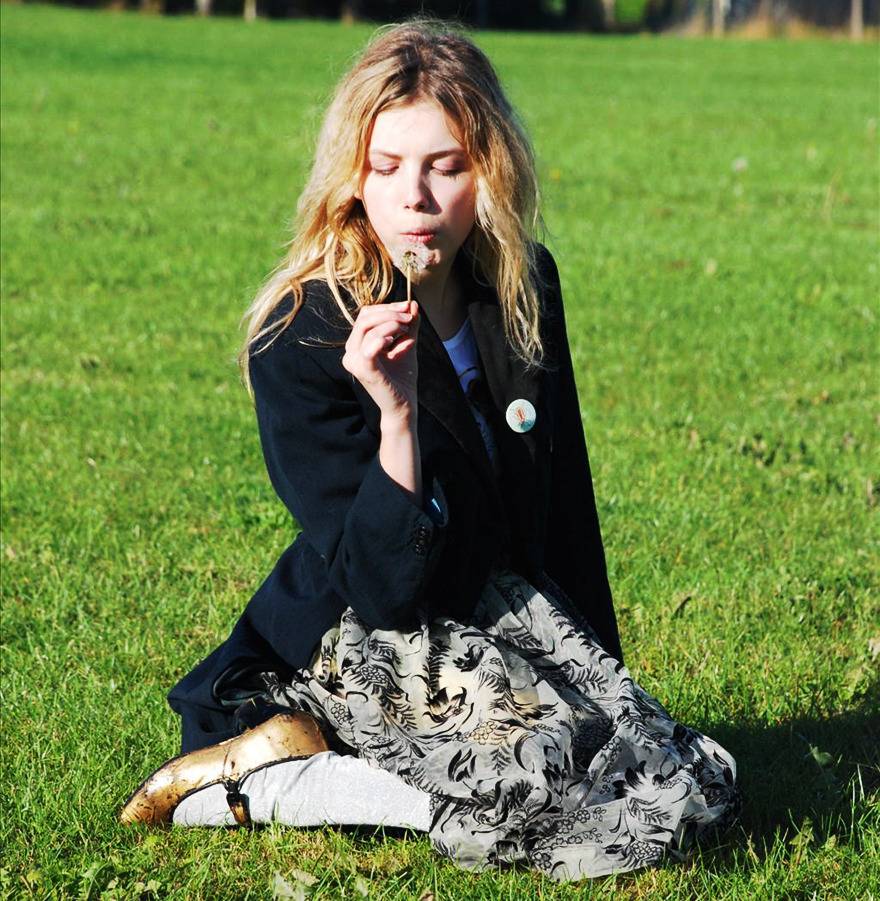 스킨스에서 제일 불쌍하고 매력있는 캐릭터 | 인스티즈