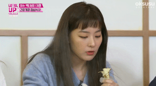 [레드벨벳] 게장맛을 아는 멤버와 모르는 멤버.gif | 인스티즈