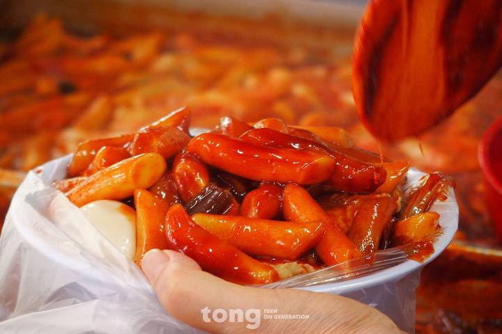 [선호하는떡볶이] 즉석떡볶이 vs 학교앞 (시장,분식) 떡볶이 | 인스티즈