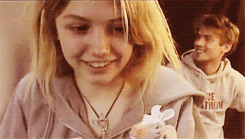 스킨스에서 제일 불쌍하고 매력있는 캐릭터 | 인스티즈