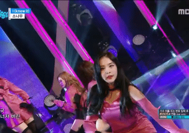 오늘자 비주얼 쩌는 소나무 뉴썬 나현 움짤 | 인스티즈