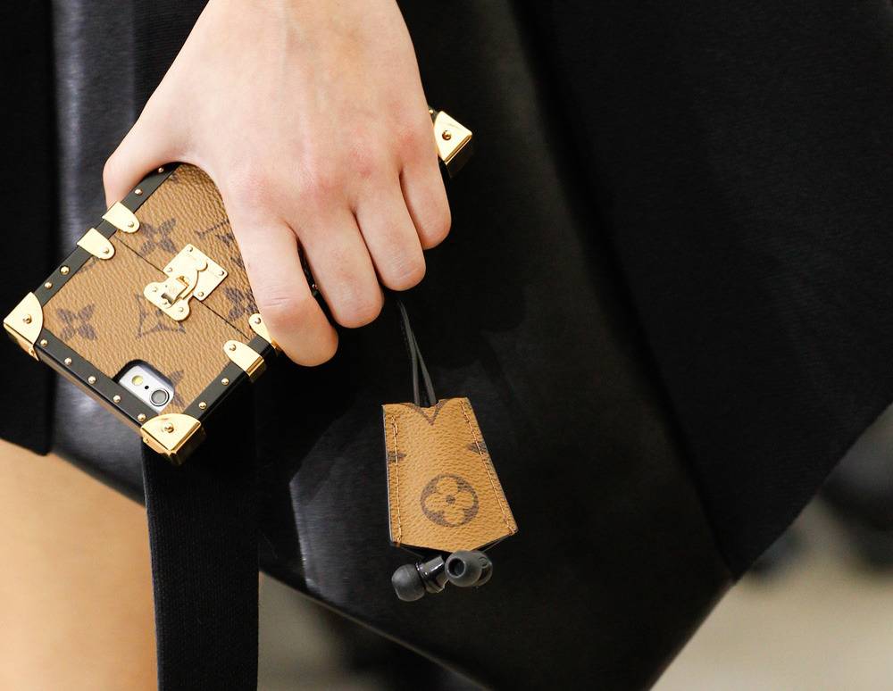 [루이비통] Louis Vuitton 신상 아이폰 7 케이스 가격정보 | 인스티즈