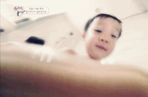 [슈퍼맨이돌아왔다] 서언이가 샤워하기 전에 하는 일 | 인스티즈