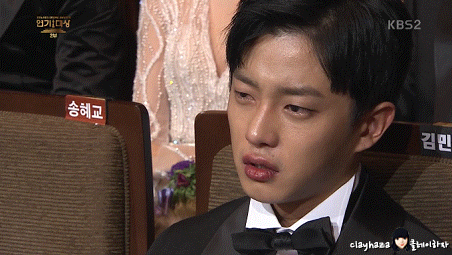 [2016kbs연기대상] 서로 울어주는 사이.. | 인스티즈