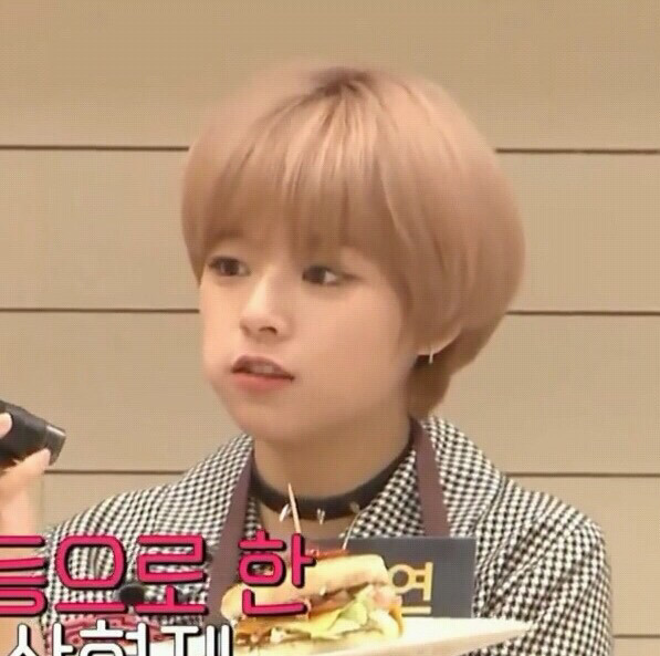 트와이스 카리스마 담당 정연.jpg | 인스티즈