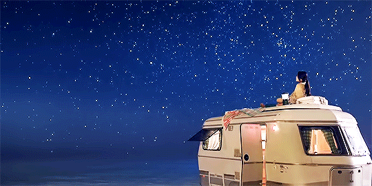 최근 아이유 소니 광고.gif | 인스티즈