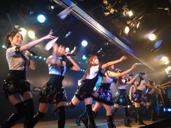 한일 각국 아이돌 의상 | 인스티즈