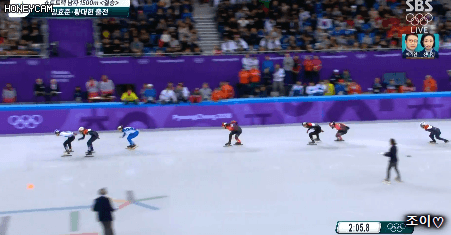 임효준 첫 금메달.gif | 인스티즈