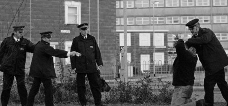 어느 살인자의 몽타주 | 인스티즈