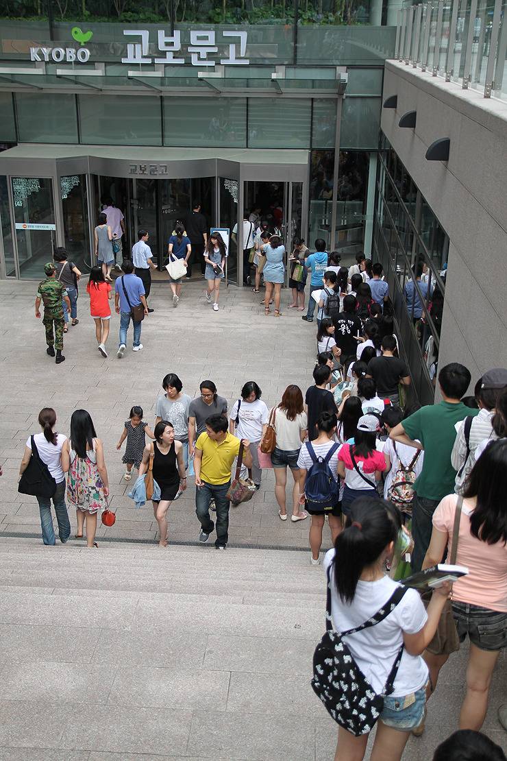 국내 최고의 판타지소설 작가 중 한 명 ㅠㅠㅠㅠㅠㅠ.jpg | 인스티즈