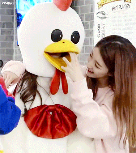 구구단 비주얼+얄미움을 담당하는 멤버.gif | 인스티즈